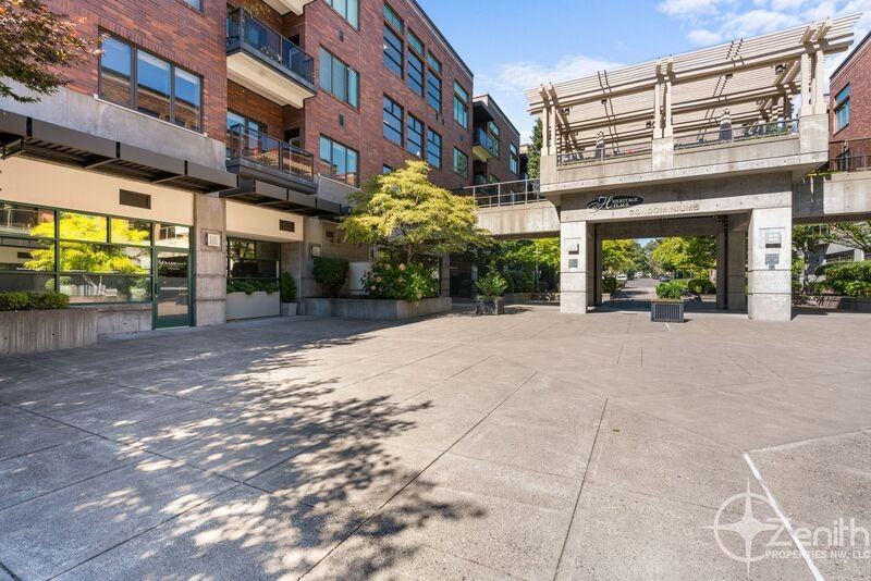 400 W 8th St #310 - Photo 2 of 25