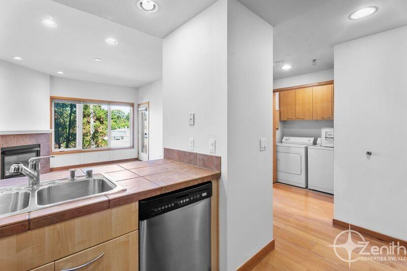 400 W 8th St #310 - Photo 7 of 25