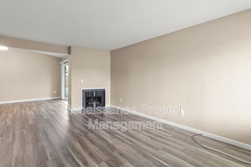 1394 Pajaro Ave #10 - Photo 6 of 25