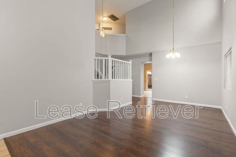 1943 Remembrance Ln - Photo 6 of 33