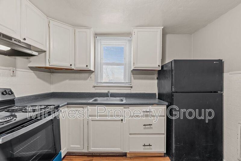 161 Anistasia Dr - Photo 5 of 26