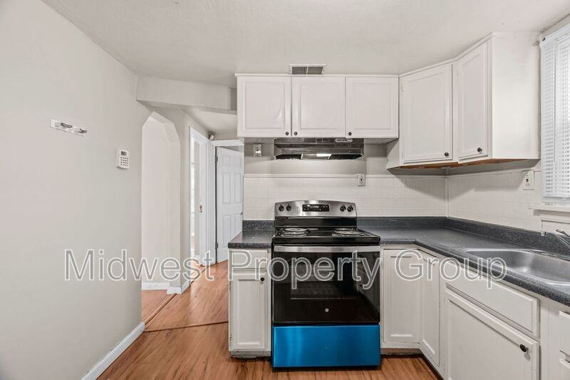 161 Anistasia Dr - Photo 6 of 26