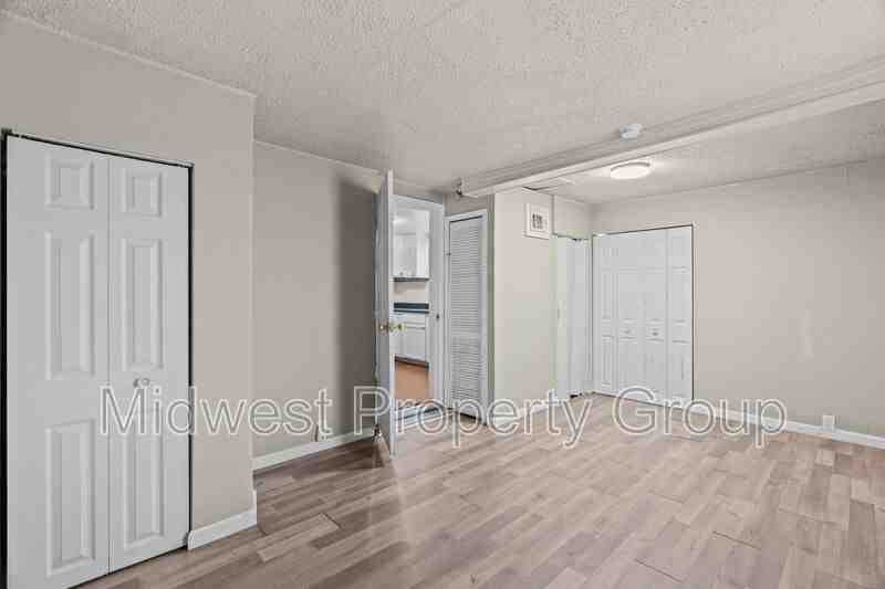 161 Anistasia Dr - Photo 7 of 26
