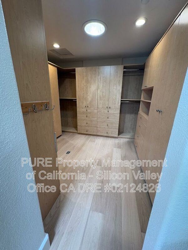 1411 Floyd Ave - Photo 5 of 21