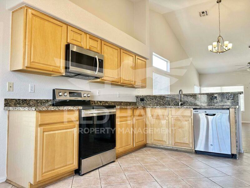 721 E Sheffield Ave - Photo 6 of 19