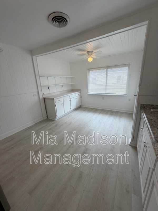 2319 E 42nd St - Photo 6 of 14