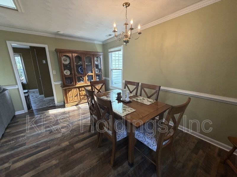 401 Pam Ln - Photo 4 of 15