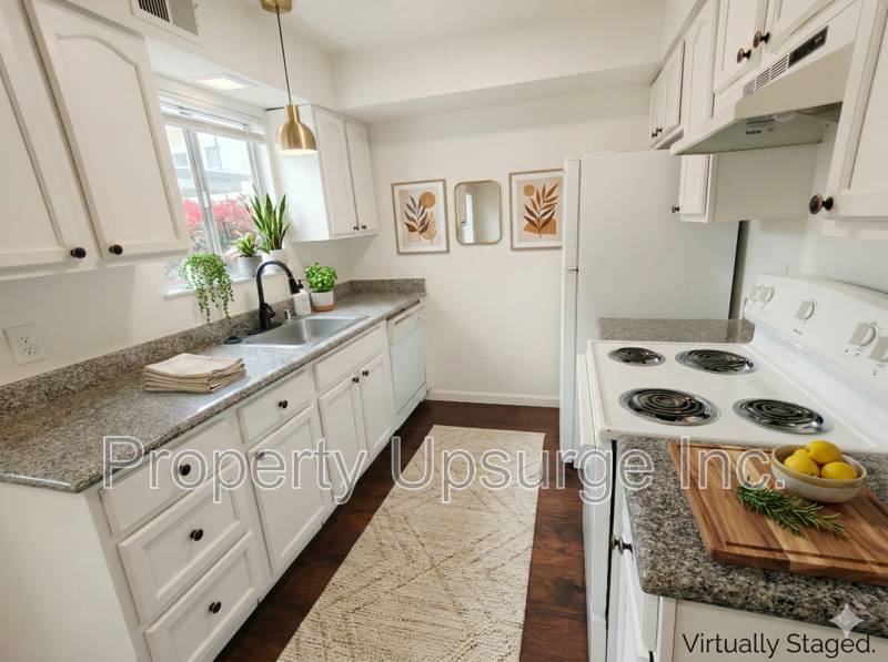 715 Mary St #28 - Photo 3 of 20