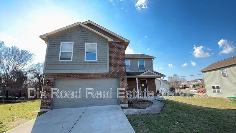 121 Kaitlin Way - Photo 3 of 31