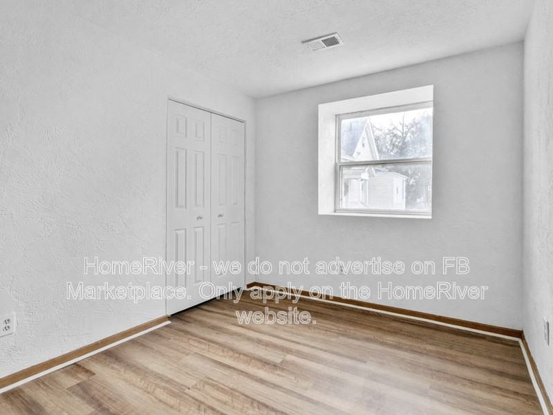 118 Whitaker St #1 - Photo 7 of 18