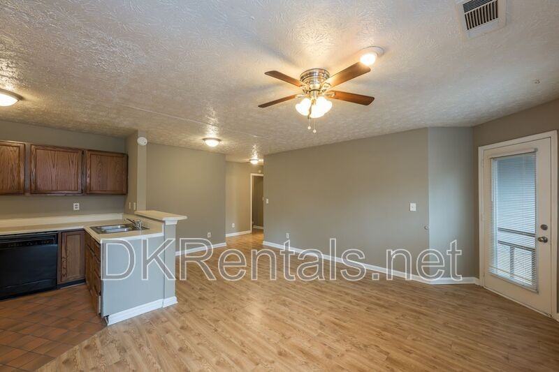 4838 Westridge Dr - Photo 6 of 18