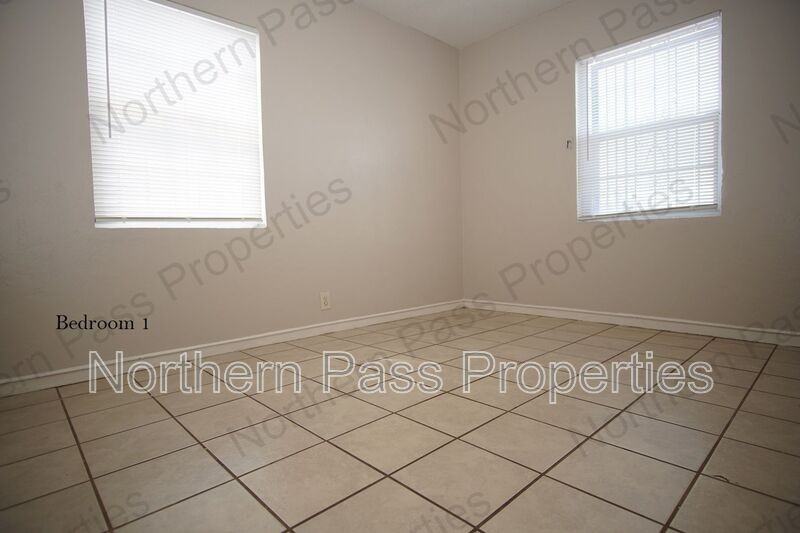 1421 Howze St - Photo 7 of 14