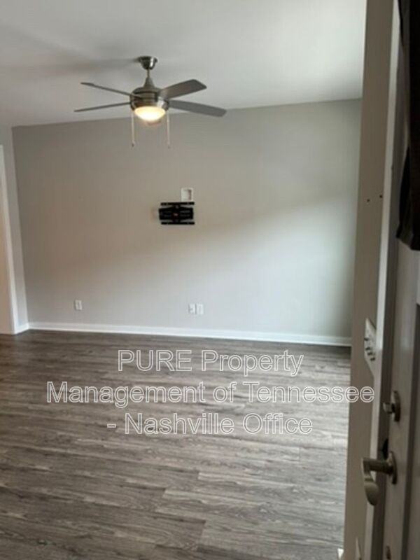 2402 Danilynn Dr - Photo 5 of 11