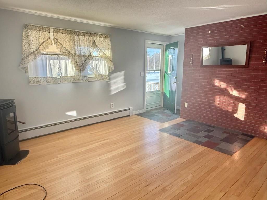 101 Honeyman Ave - Photo 2 of 16