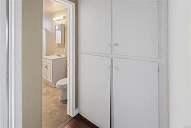 335 Cedar Ave ##310 - Photo 5 of 10
