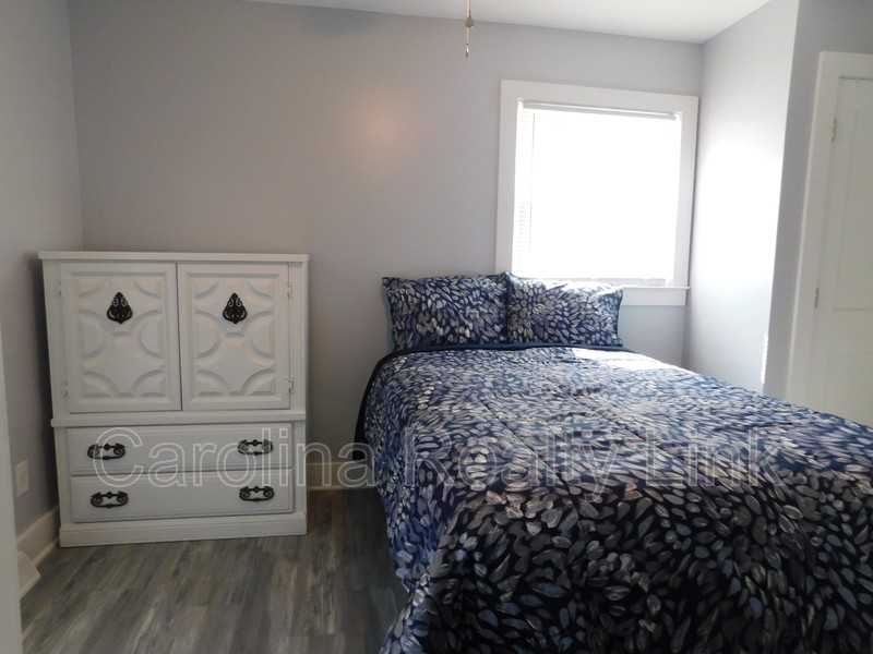 Thriftwood Dr #4 - Photo 2 of 12