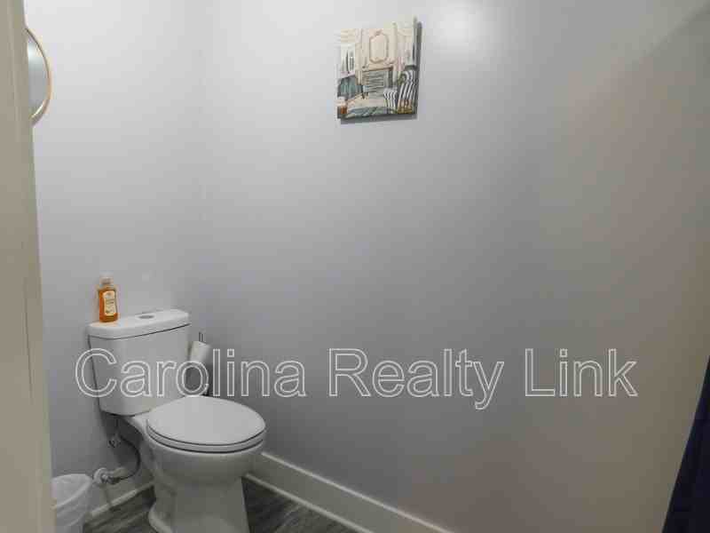 Thriftwood Dr #4 - Photo 5 of 12