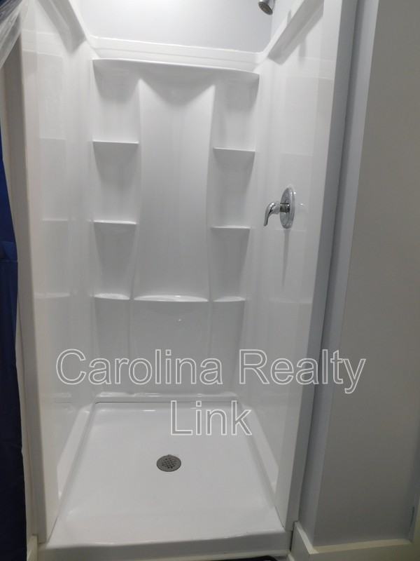 Thriftwood Dr #4 - Photo 6 of 12