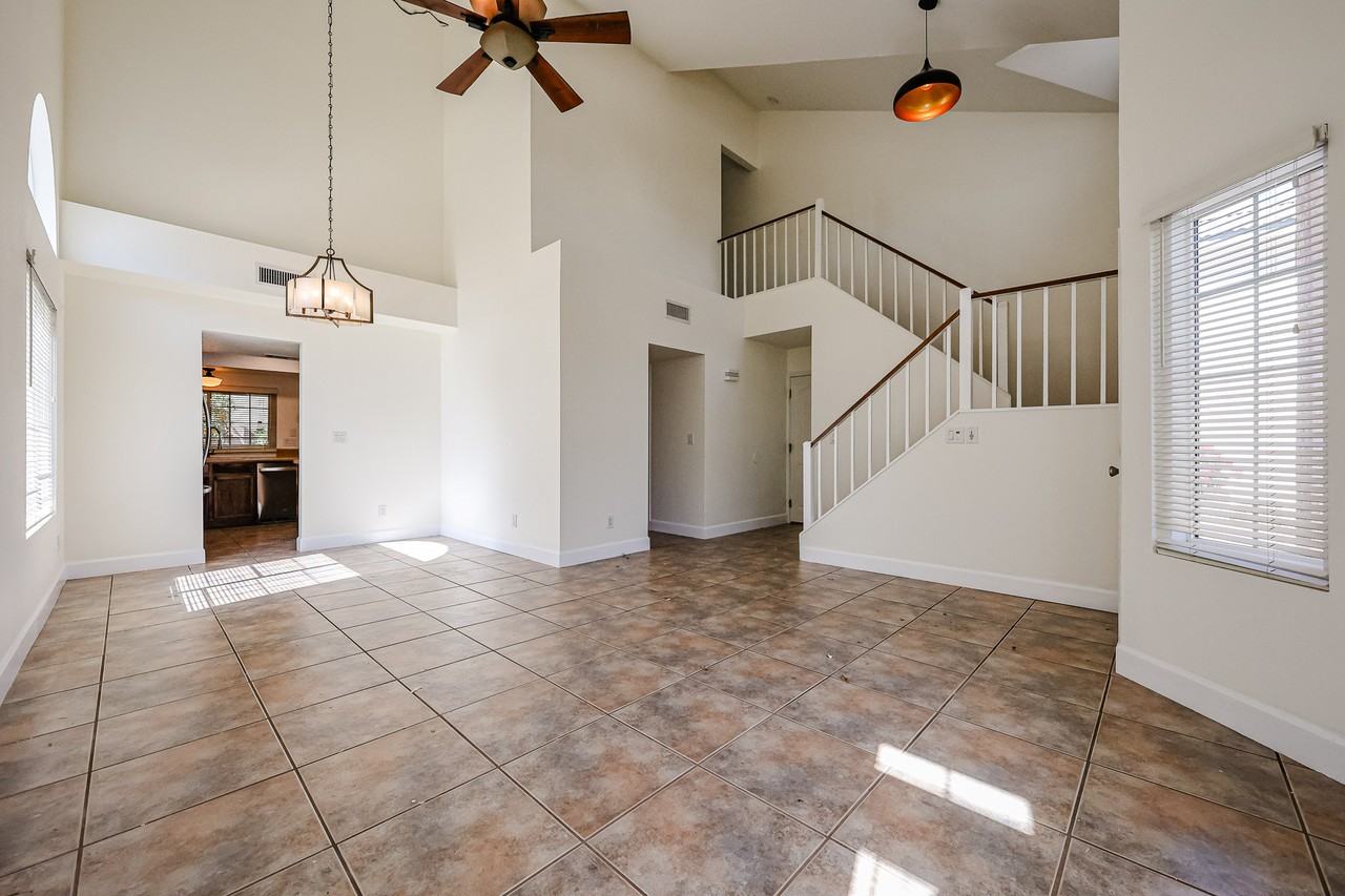 1140 N Cambridge St - Photo 7 of 40