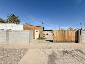 902 N 15th Ave - Photo 1 of 1