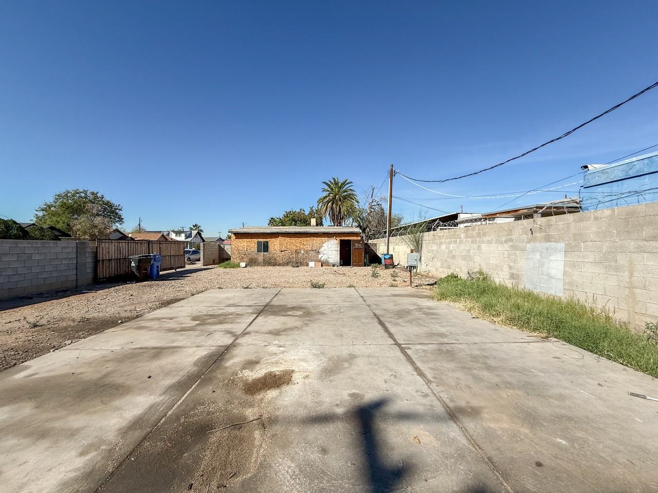 902 N 15th Ave - Photo 6 of 16