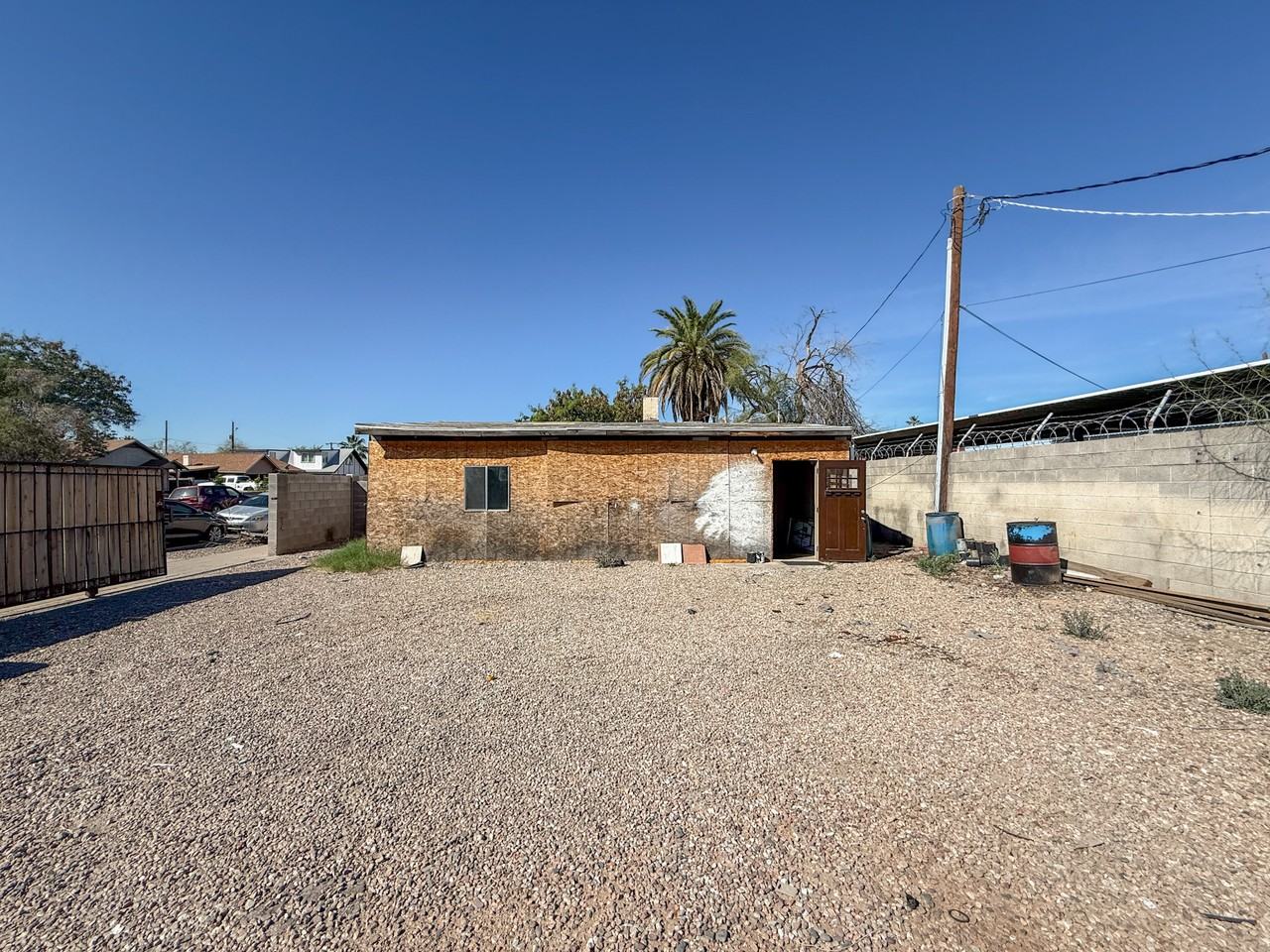 902 N 15th Ave - Photo 7 of 16