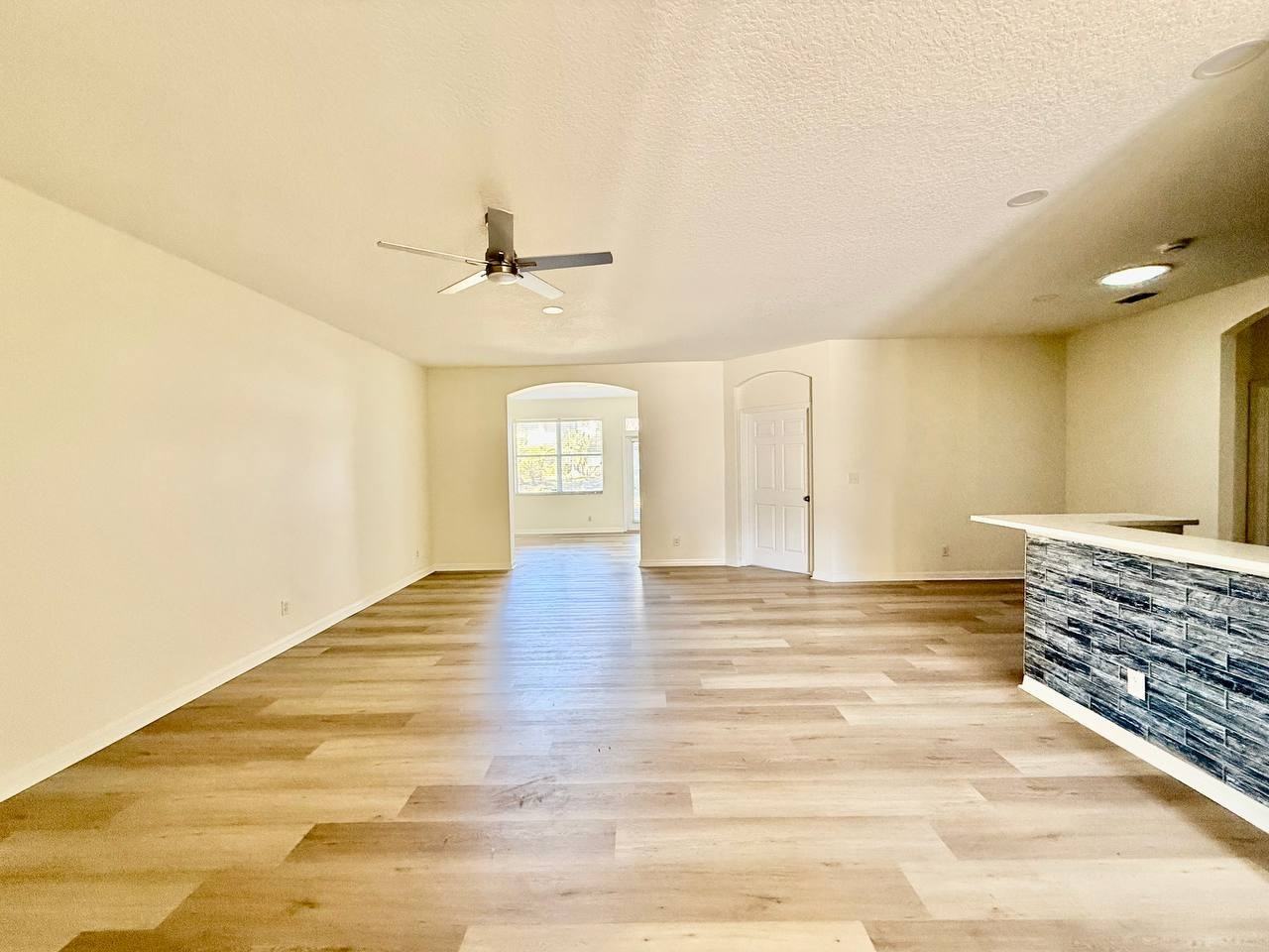 8530 Alexandra Arbor Ln - Photo 7 of 31