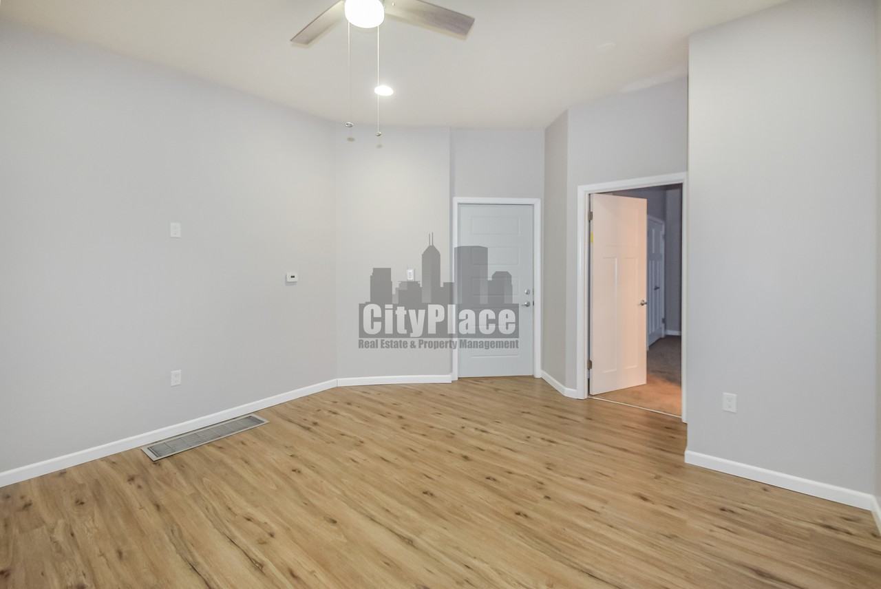 399 N Main St #1 - Photo 7 of 17