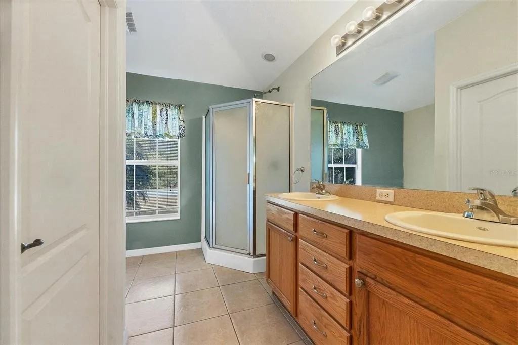 14163 Tudball Ave - Photo 5 of 10