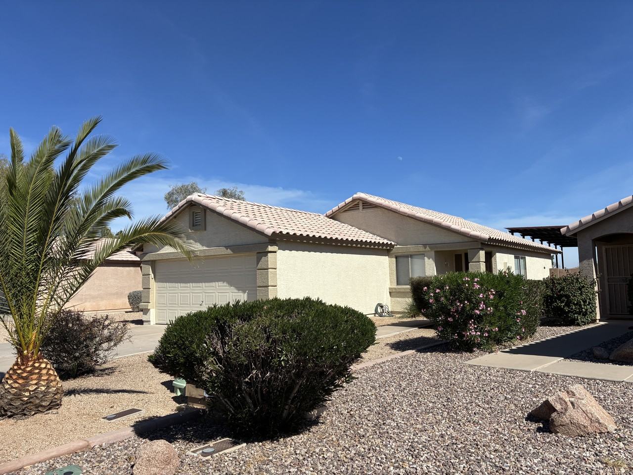 16545 N 157th Ave - Photo 3 of 30