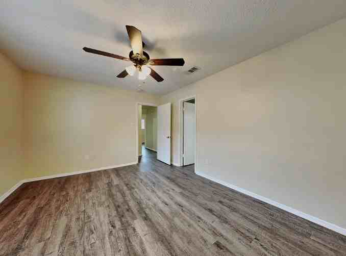 14236 Montaigne Dr #KB - Photo 6 of 11