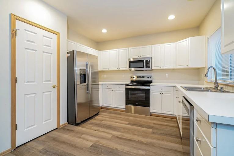 5132 Perry Dr Se - Photo 5 of 12