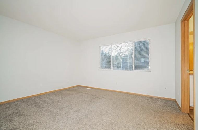 5132 Perry Dr Se - Photo 6 of 12