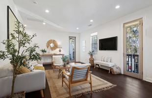 featured image of 7863 Whimbrel Ln