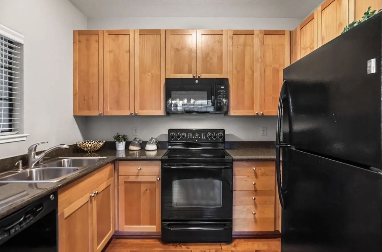 306 S Overlook Dr - Photo 6 of 12