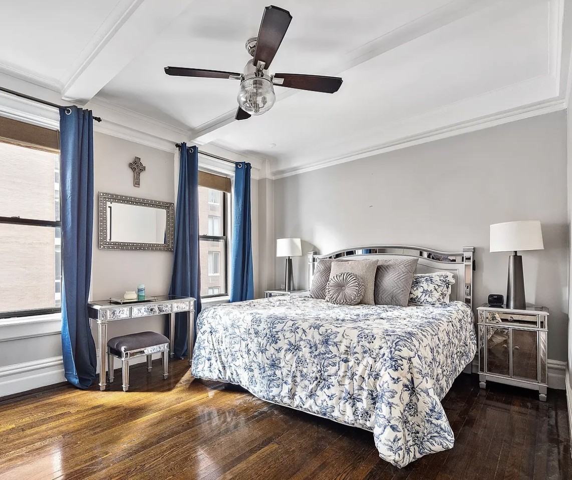 146 E 49th St #9C - Photo 7 of 10