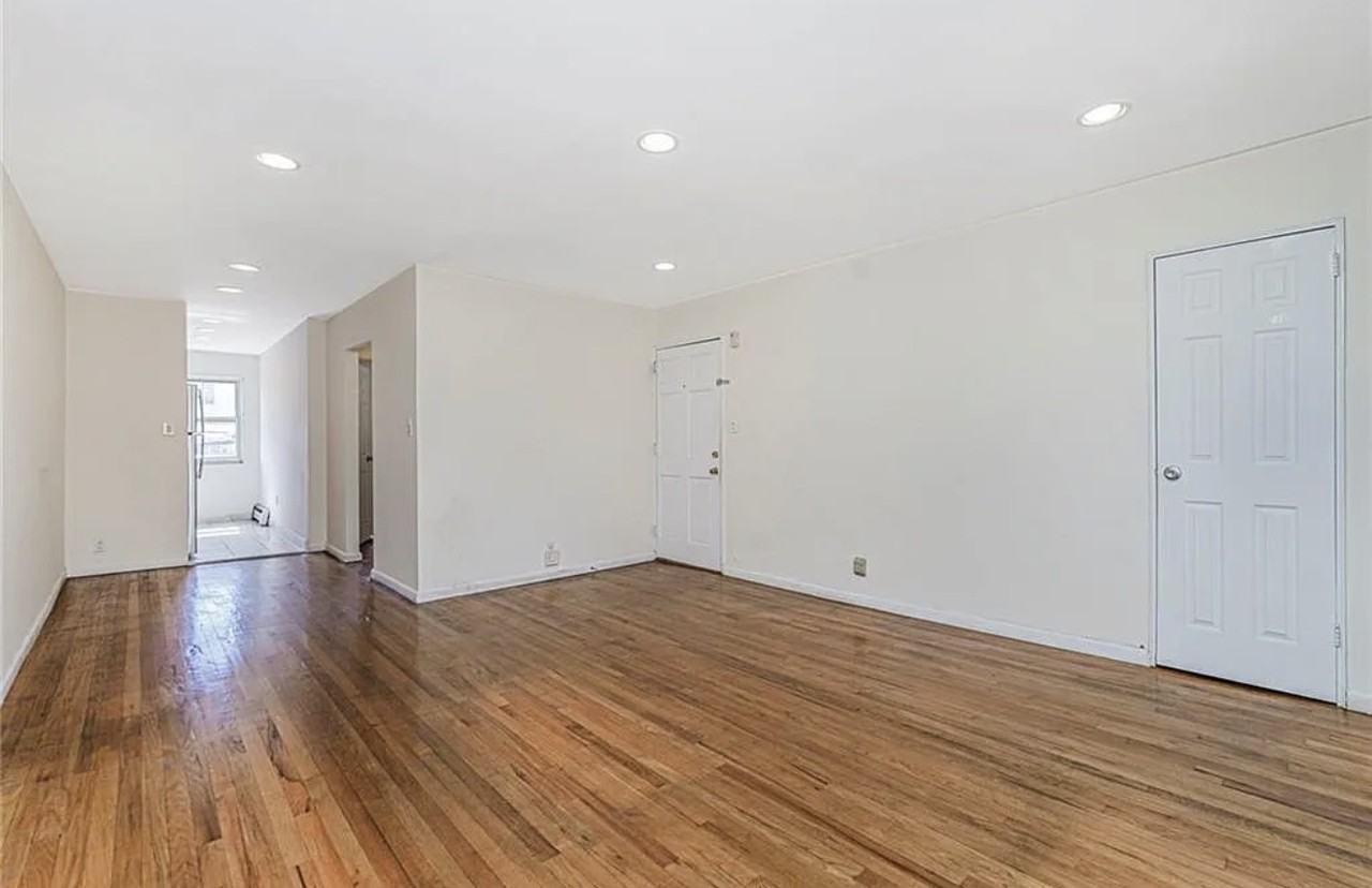 263 Bay 19th St #B - Photo 4 of 8