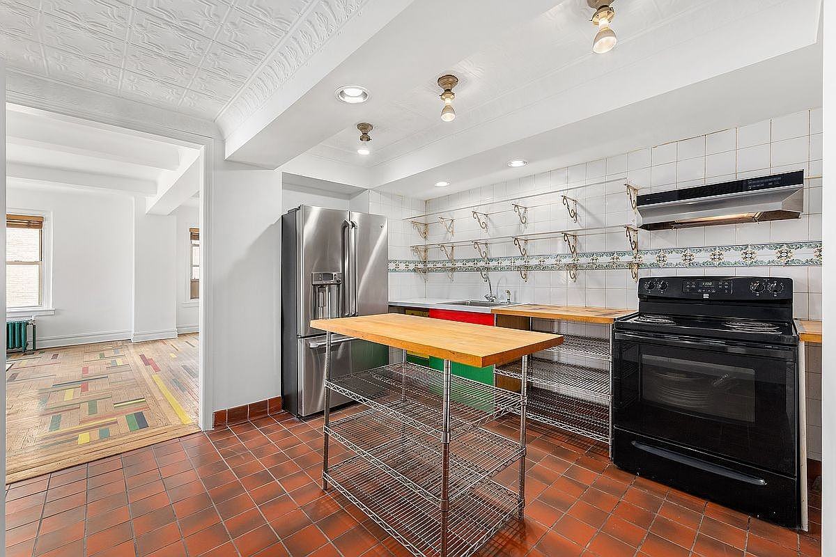 230 Central Park W #15IJ - Photo 4 of 10