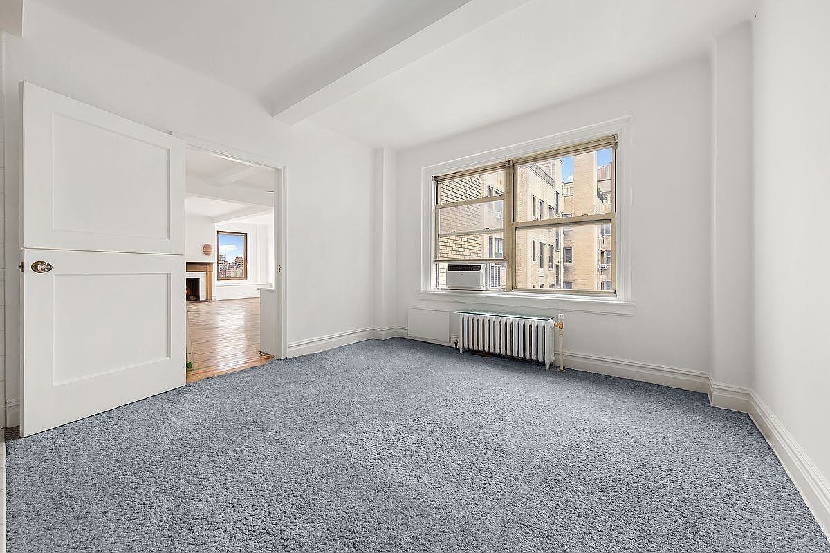 230 Central Park W #15IJ - Photo 6 of 10