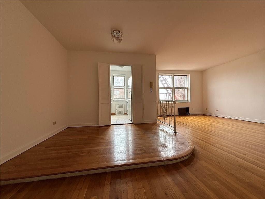 2900 Ocean Ave #5A - Photo 3 of 24