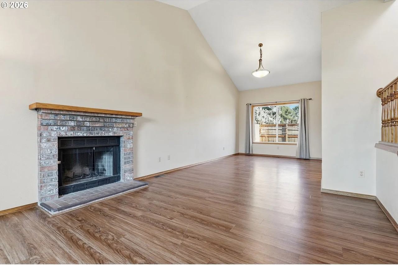 17512 Nw Fieldstone Dr - Photo 2 of 23