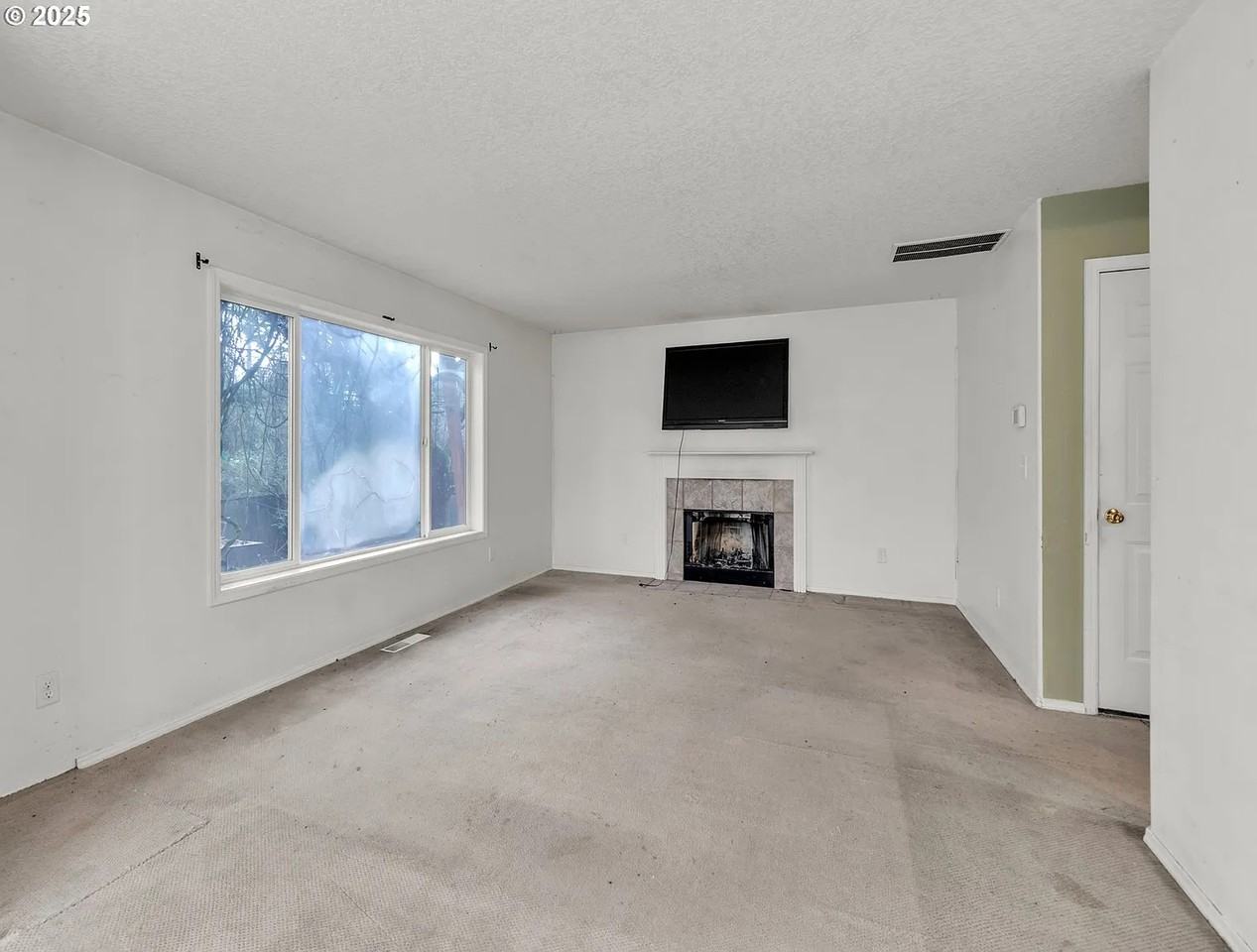 58782 Evergreen Loop - Photo 7 of 16