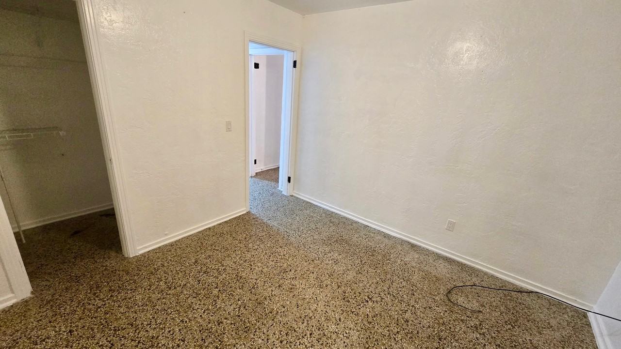 512 Sandra Ave #NA - Photo 7 of 17