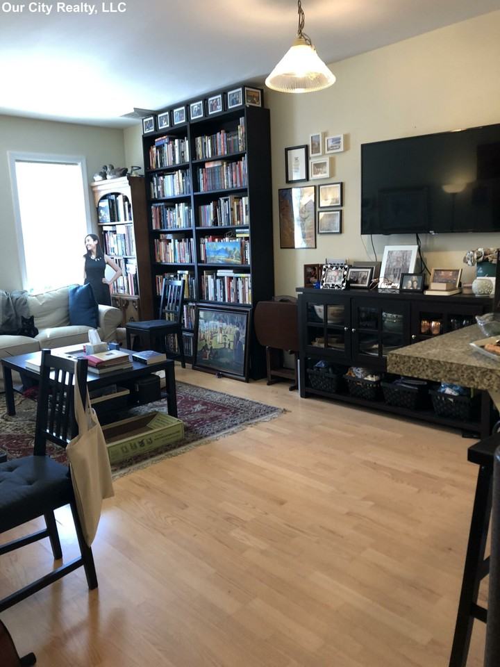 Brookline St #207 - Photo 3 of 5