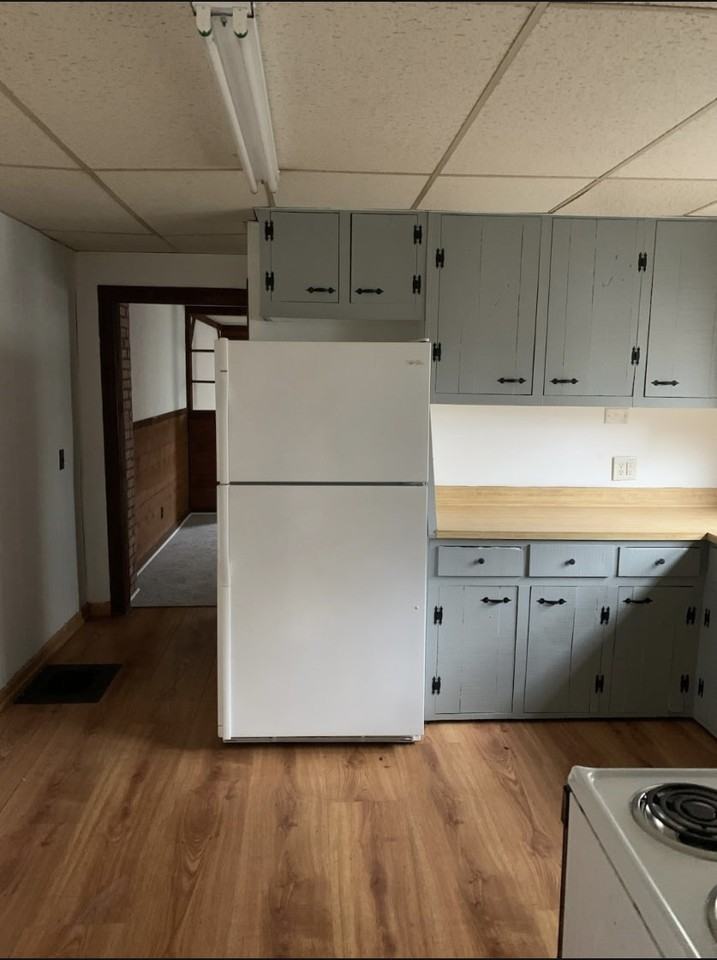 306 Hall Ave - Photo 7 of 17