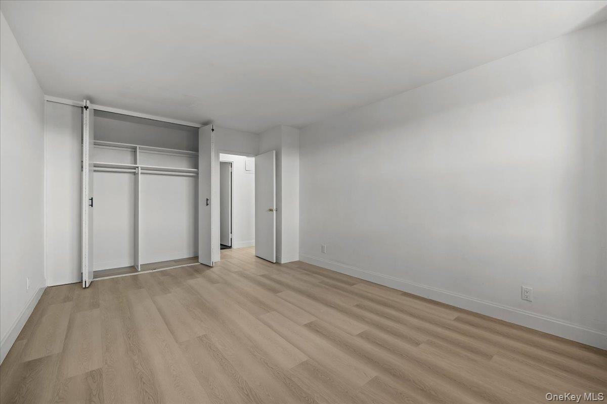 5700 Arlington Ave #5K - Photo 5 of 9