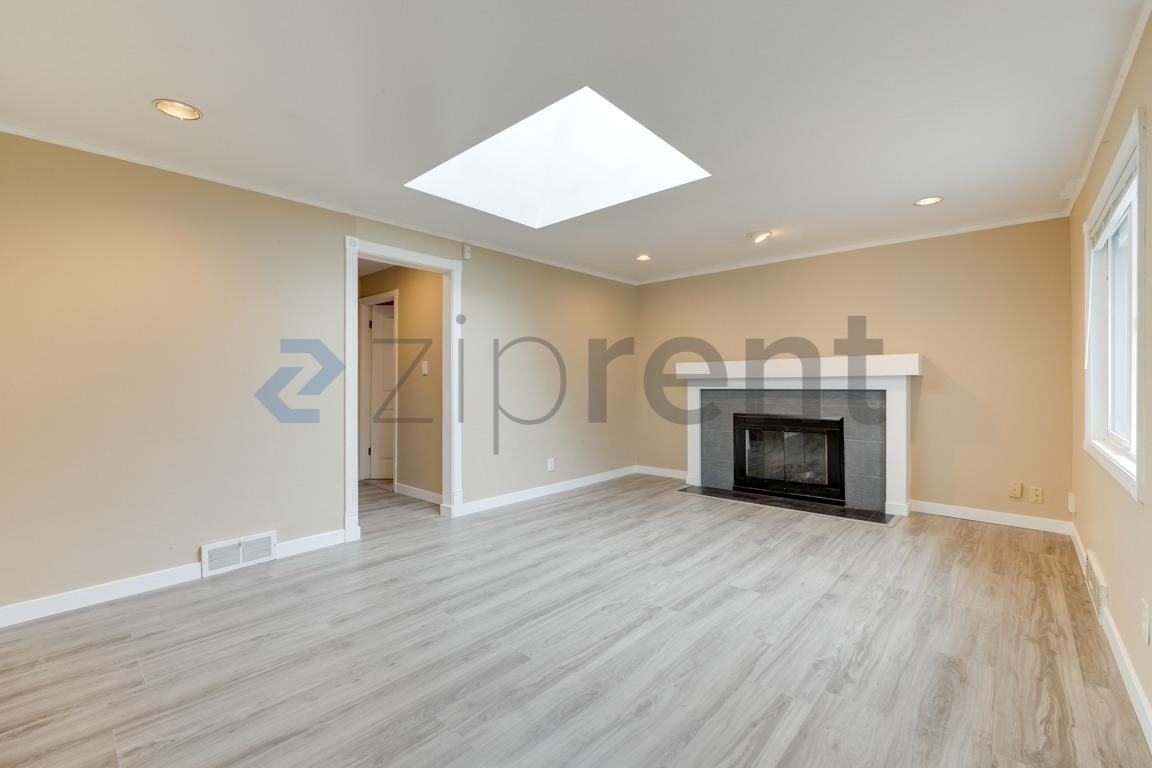 3733 88th Ave Se #A - Photo 5 of 29