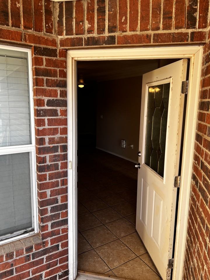 516 N Chicago Ave #B - Photo 2 of 14