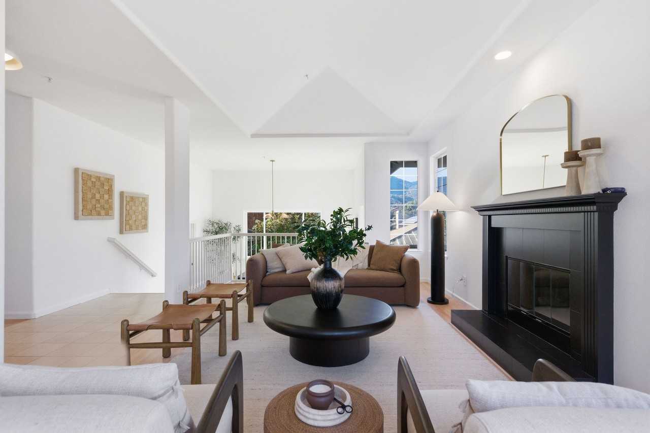 15 Aaron Dr #1 - Photo 3 of 50