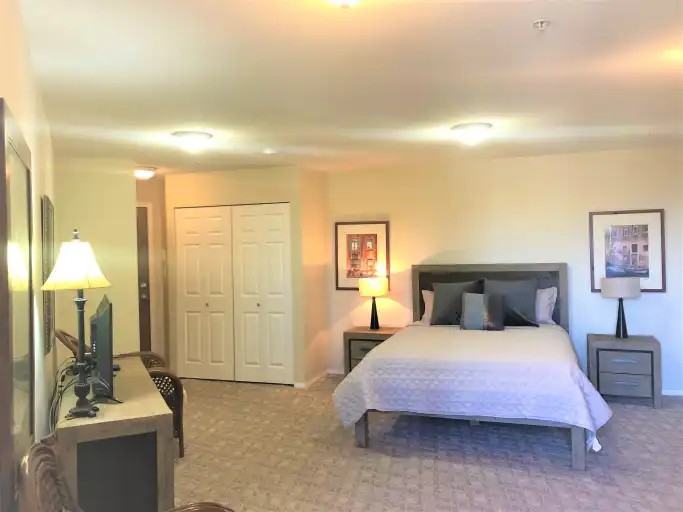 20303 Douglas Cres - Photo 3 of 6